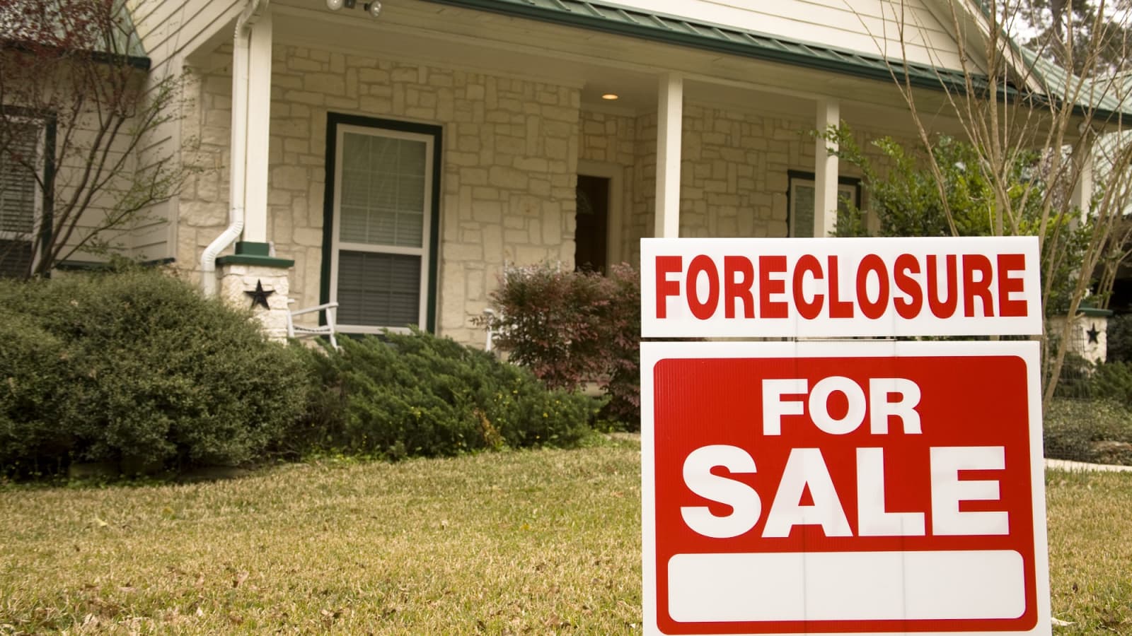 Get The Best Returns On Your Credit Card After Foreclosure Here