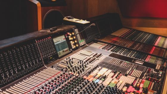 Know why mixing and mastering services over the web are really dependable