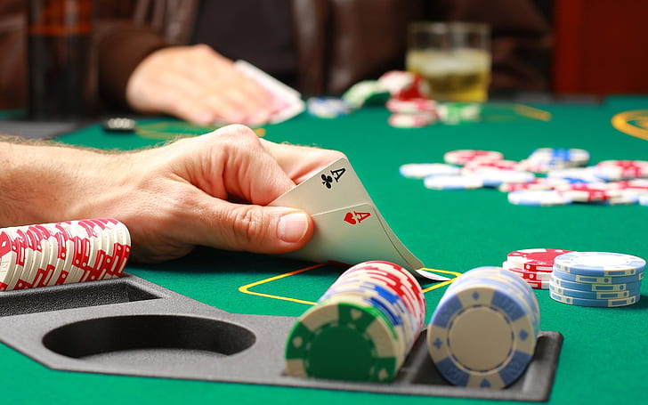 The Poker Online site has numerous online games accessible