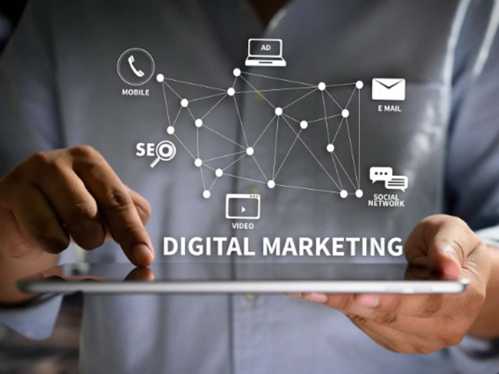 Online digital courses and programs taught by world-class marketing experts