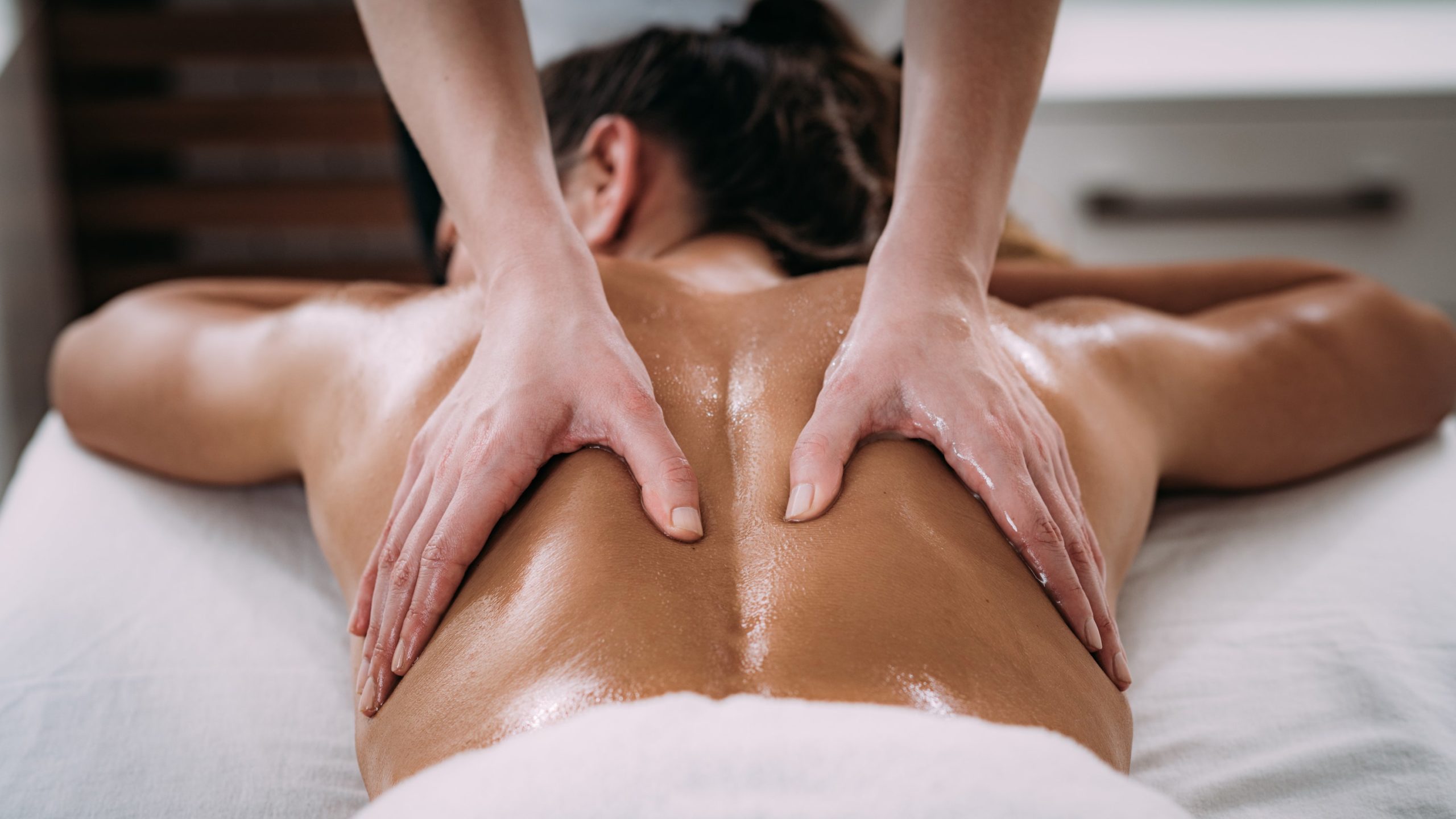 Business Trip Massage – Relax and Relieve While on the Road